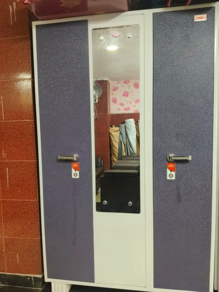 Premium Steel Almirah with Mirror – 3 Door